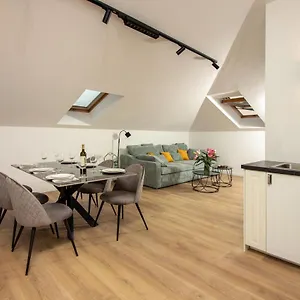 Beachside Attico Apartman Split